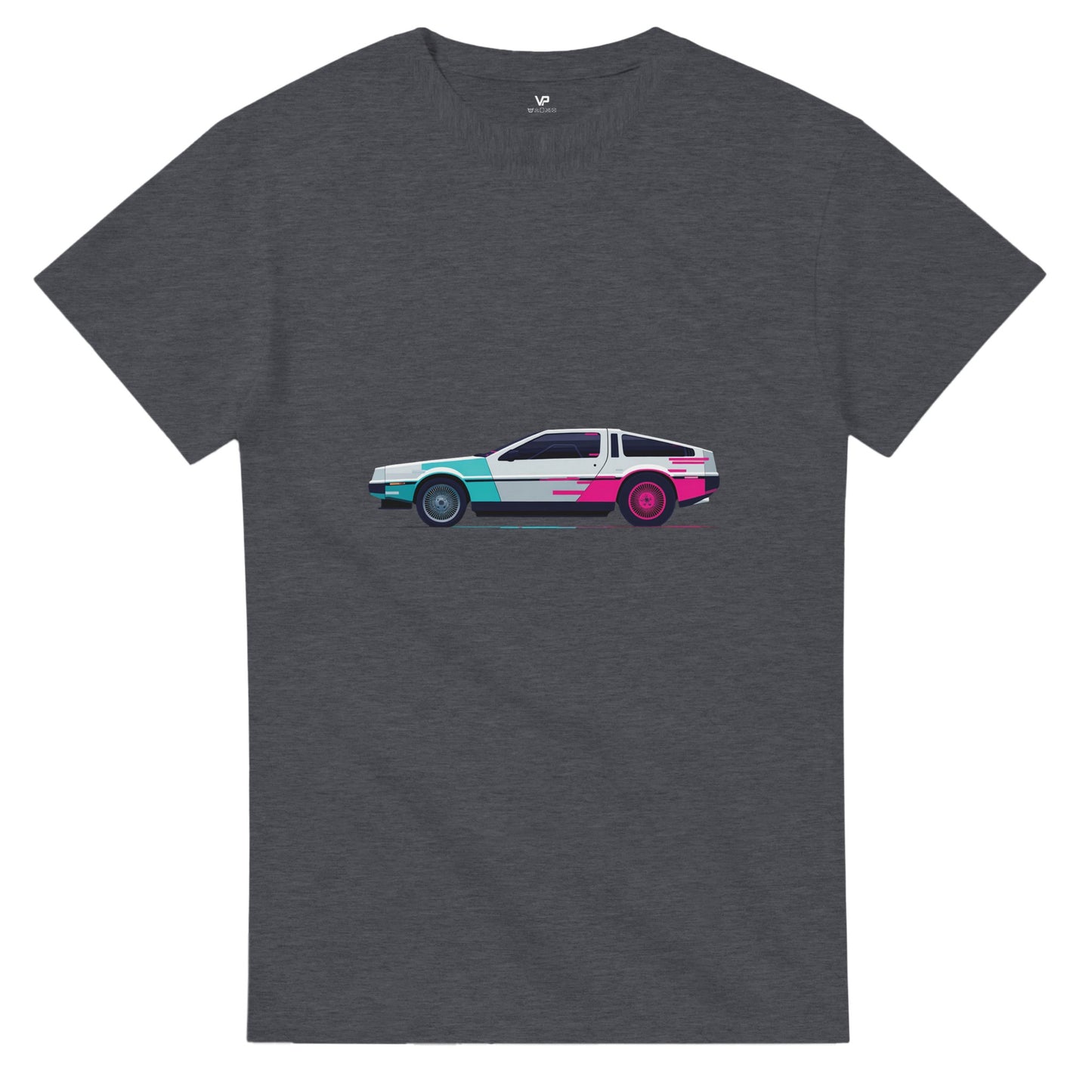 Dunkles Heidekraut AETERNA T-Shirt von VidaroPrints mit einem dekonstruierten, pink-cyanfarbenen 80er Retro-Wave Supercar (Glitch-Effekt).